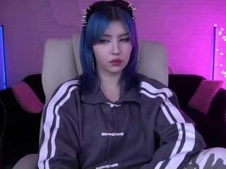 Image 1 of selenairiss, female webcam model,  years old, on live webcam