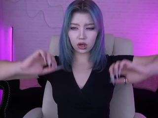 selenairiss live cam profile