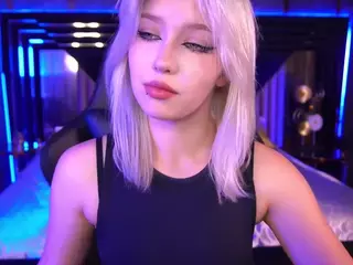 SelenaIriss's Live Sex Cam Show