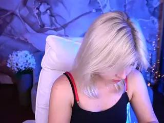SelenaIriss's Live Sex Cam Show