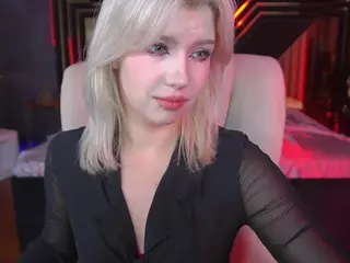 SelenaIriss's Live Sex Cam Show