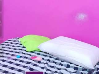 drooling4you Live Webcam on CamSoda