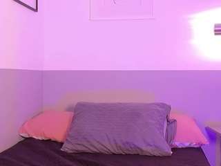 drooling4you's CamSoda show and profile