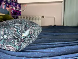 GladysFricker's Live Sex Cam Show