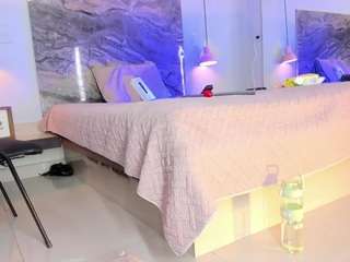 kim921xd live webcam show