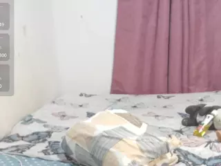 kim921Xd's Live Sex Cam Show