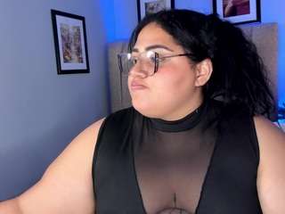 micheellbbw-1 - Live HD Webcam