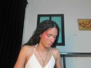 cassidy-blossom Live Webcam on CamSoda