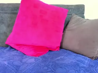 cinderella-jackson's Live Sex Cam Show