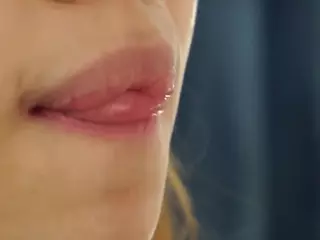 ElgaCurrington's Live Sex Cam Show