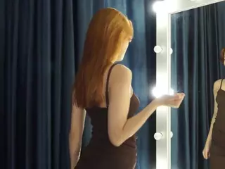 ElgaCurrington's Live Sex Cam Show