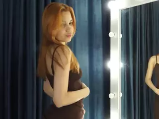 ElgaCurrington's Live Sex Cam Show