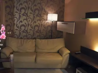 MIa's Live Sex Cam Show