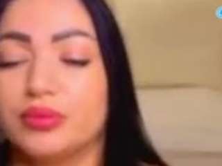 JennyX live cam preview