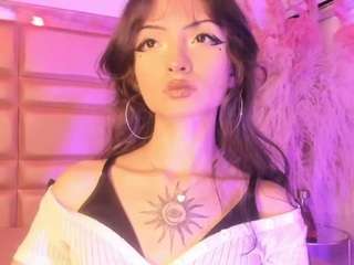 Live cam show with MaddieStark