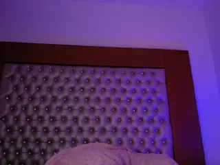 MeganMyerss's Live Sex Cam Show