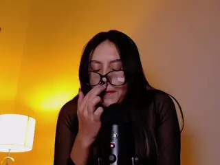 MeganMyerss's Live Sex Cam Show