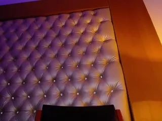 MeganMyerss's Live Sex Cam Show