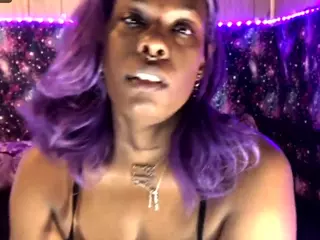 qnibee's Live Sex Cam Show