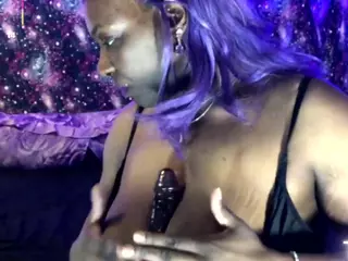 qnibee's Live Sex Cam Show