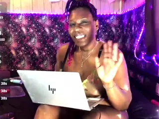 qnibee's Live Sex Cam Show