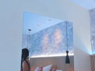 ainarajimenez, female webcam model,  years old, on live webcam