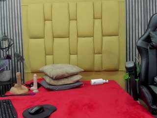  bryonycute chat room