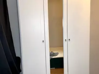 ElwynaCordner's Live Sex Cam Show