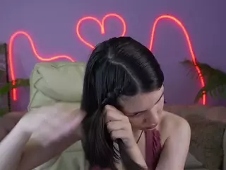 HarlyBell's Live Sex Cam Show