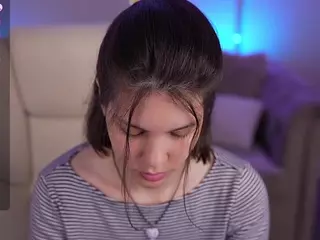 HarlyBell's Live Sex Cam Show