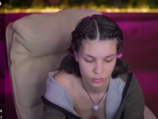 HarlyBell's Live Sex Cam Show
