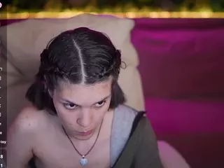 HarlyBell's Live Sex Cam Show