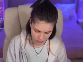HarlyBell's Live Sex Cam Show