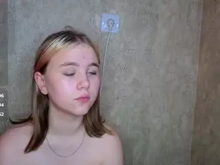 helen-Drums's Live Sex Cam Show
