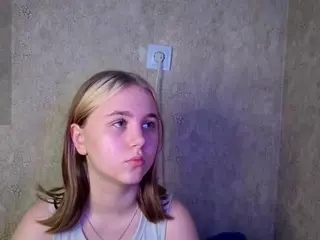 helen-Drums's Live Sex Cam Show