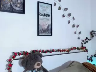 idalisVanucci's Live Sex Cam Show