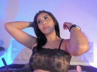 IsabellaCruz1