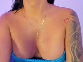 isabellacruz1 Live Webcam on CamSoda