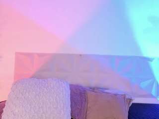 Live webcam model isabellacruz1 on Soda Cams