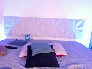 IsabellaCruz1's Live Sex Cam Show
