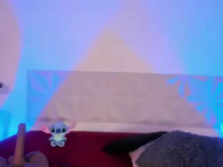 IsabellaCruz1's Live Sex Cam Show