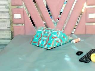 lexxy-brown Live Webcam on CamSoda