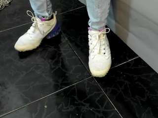 lexxy-brown webcam model