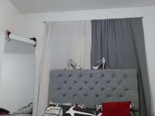  lexxy-brown chat room