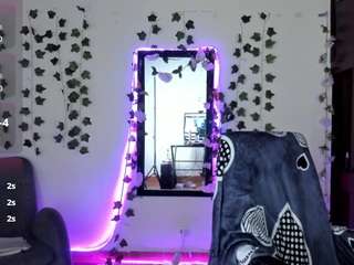 sarayy-jones Live Webcam on CamSoda