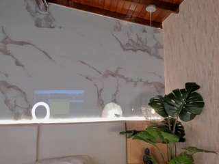 valeryy-smith webcam model