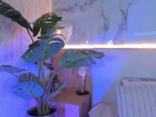 valeryy-smith Live Webcam on CamSoda