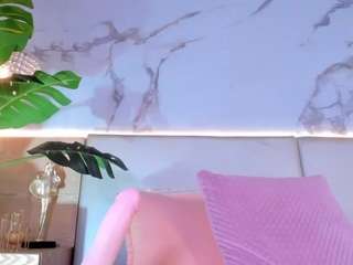 Ce modèle est en direct maintenant. valeryy-smith