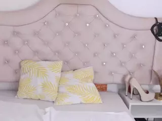 WetMaya's Live Sex Cam Show