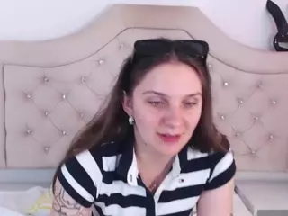 WetMaya's Live Sex Cam Show